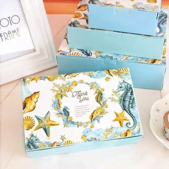

JGO gift box / kotak sovenir hampers kantong / super tebal sea mermaid box
