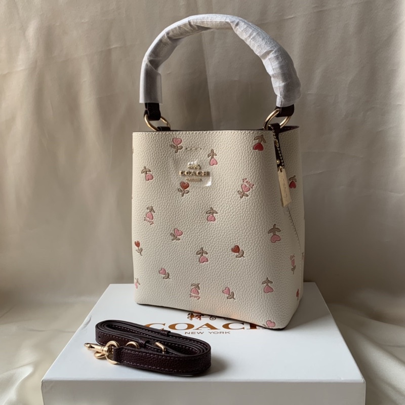 COACH SMALL TOWN BUCKET BAG WITH HEART FLORAL PRINT (2811)