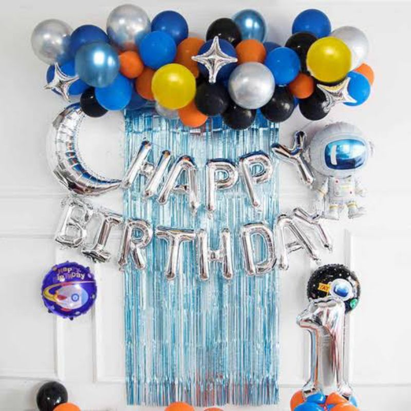 dekorasi ulang tahun anak laki laki tema astronot luar angkasa