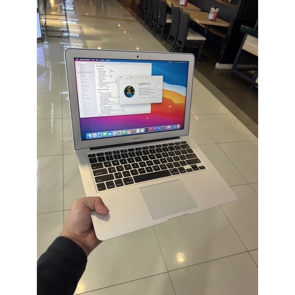 MacBook Air 2017 13inch 8/128 core i5 ex iBox