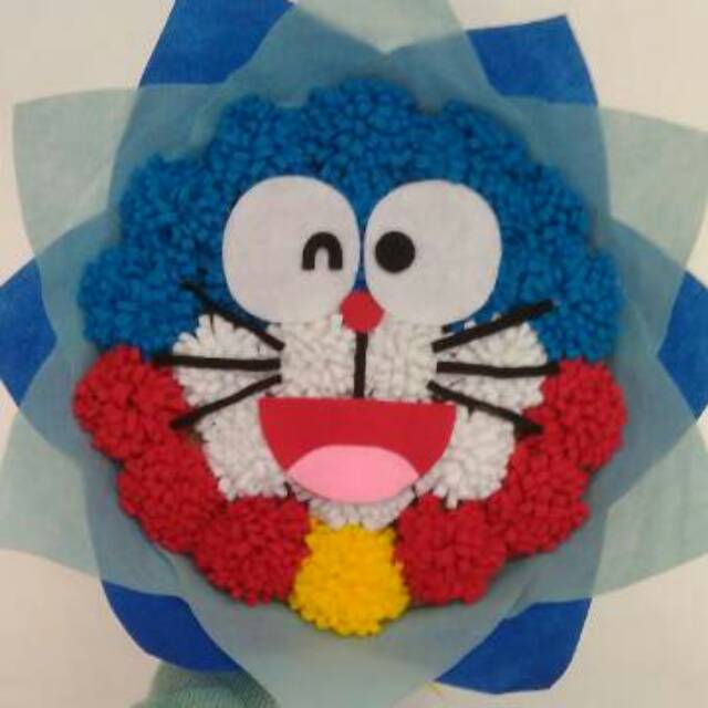 Buket karakter boneka Doraemon/ hadiah wisuda anniv ulang tahun/ bucket boneka buket wisuda