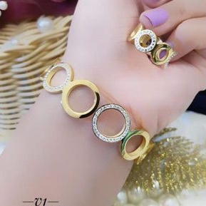 Titanium Set Gelang dan Cincin Wanita 886