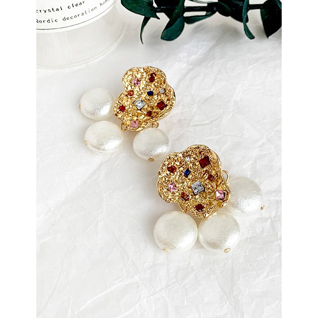 LRC Anting Tusuk Fashion Gold Alloy Diamond Geometric Shaped Pearl Tassel Stud Earrings D09599