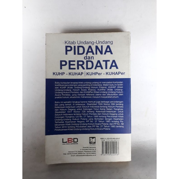 Kitab Undang-Undang PIDANA dan PERDATA KUHP - KUHAP KUHPer - KUHAPer Kodifikasi Lengkap Hukum Indonesia . t104-1