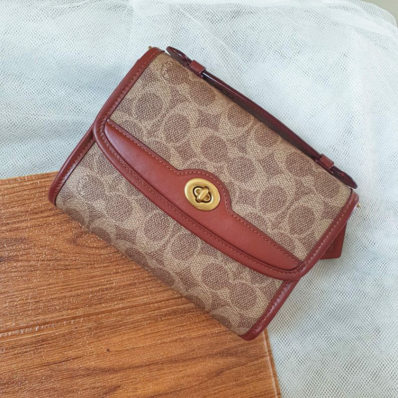 tas coach Georgie cobalt navi
