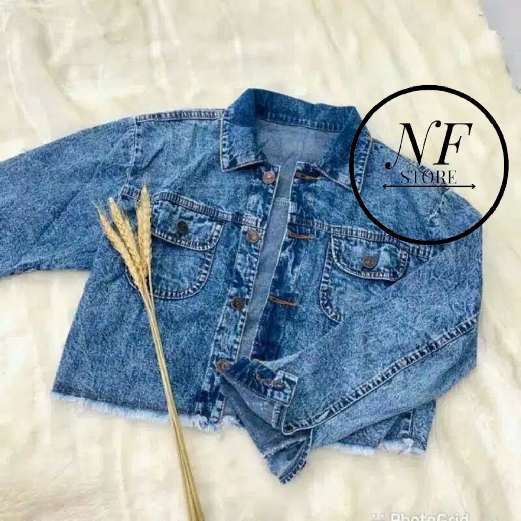 Jaket jeans wanita/Jaket crop denim/Jaket rawis wanita/Jaket jeans wanita kekinian