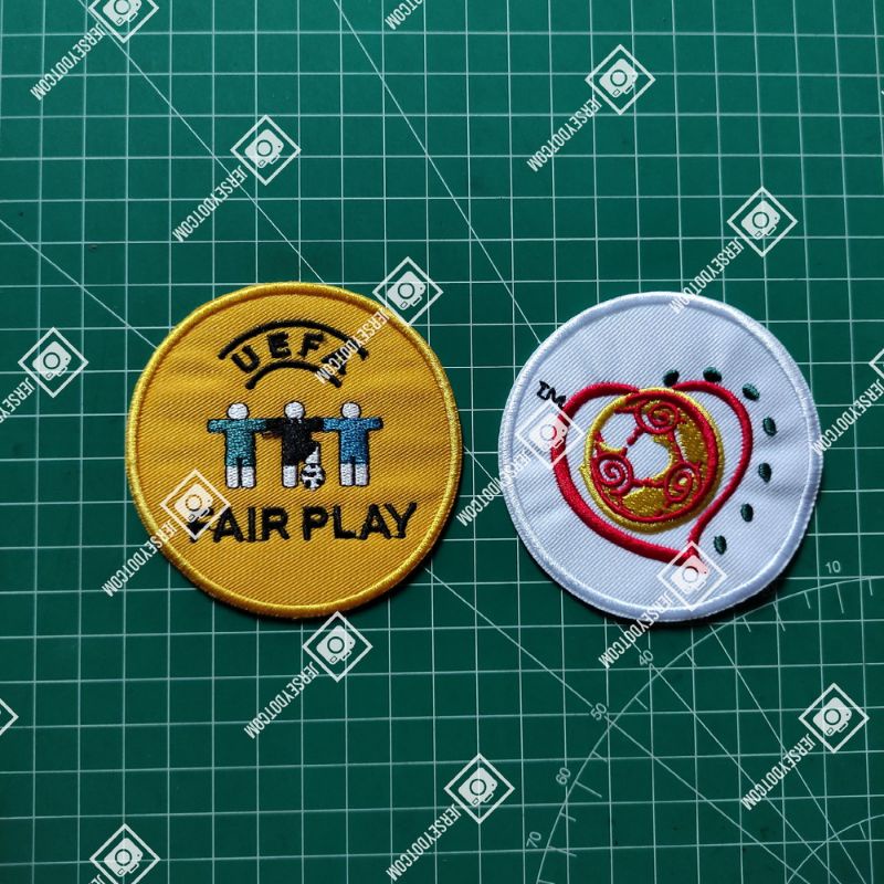 PATCH / Badge Euro 2004 HK Retro