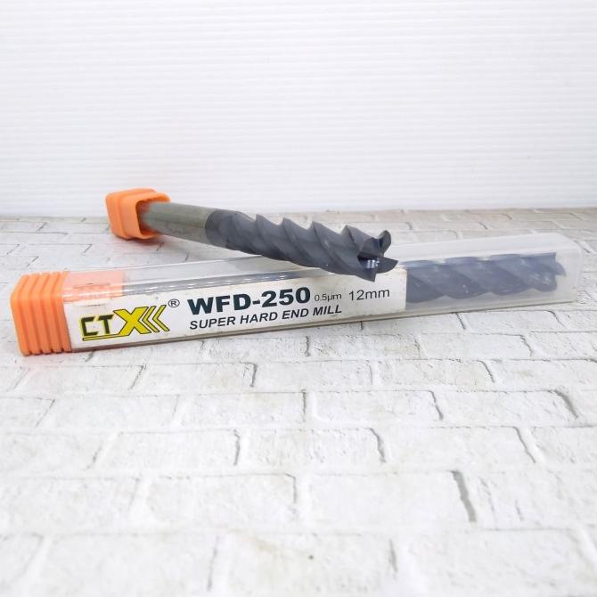 Endmill carbide 12 long 150 mm carbide merk CTX