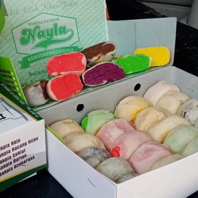 

BAKPIA NAYLA JOGJA 8 VARIAN RASA ISI 20 BIJI BISA MIX RASA