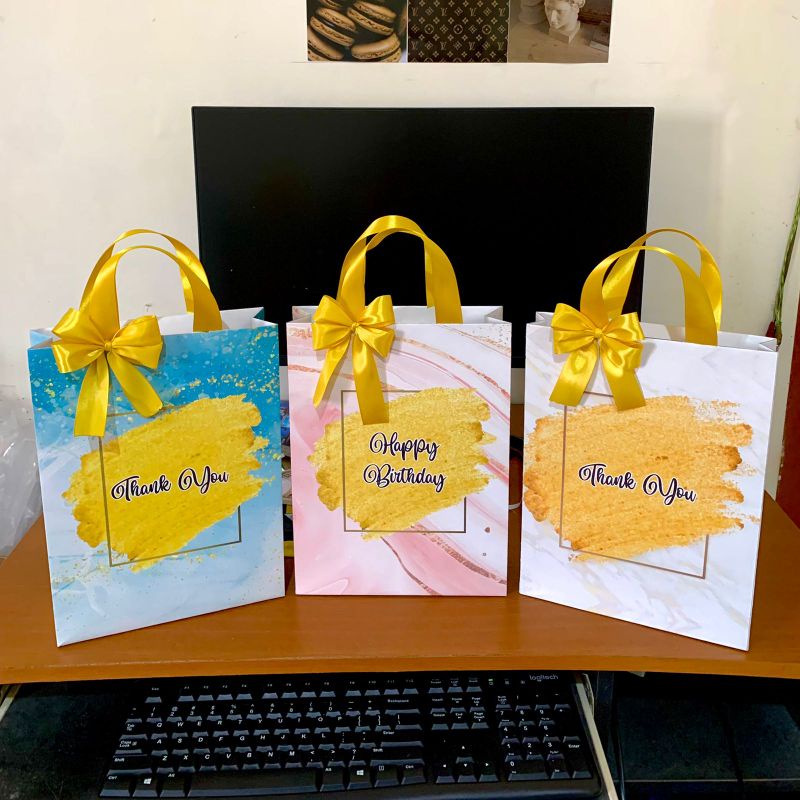 paper bag custom tulisan , sablon souvenir,  hajatan , kado ulang tahun , happy birthday, paperbag custom