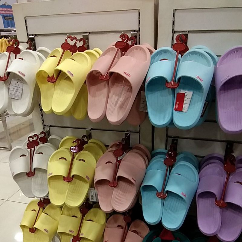 sendal phylon fladeo