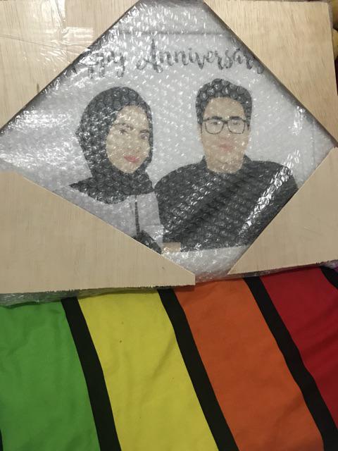 Ilustrasi Gambar Foto Cetak Langsung Frame - Kado Ulang Tahun Anniversary Wisuda