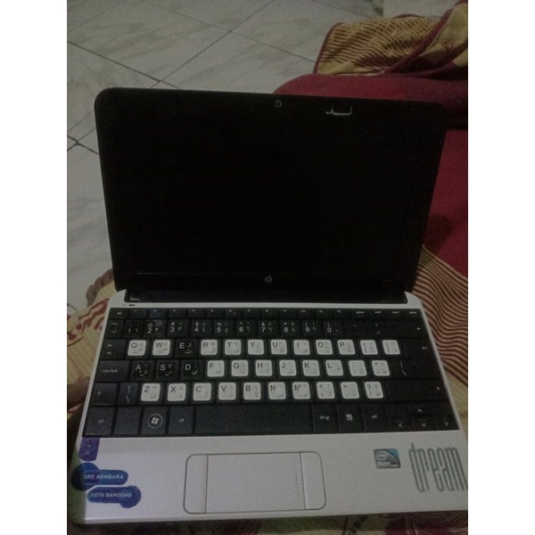 Jual Second/Bekas - HP Mini 110 (Netbook/Notebook/Laptop Mini) + Charger