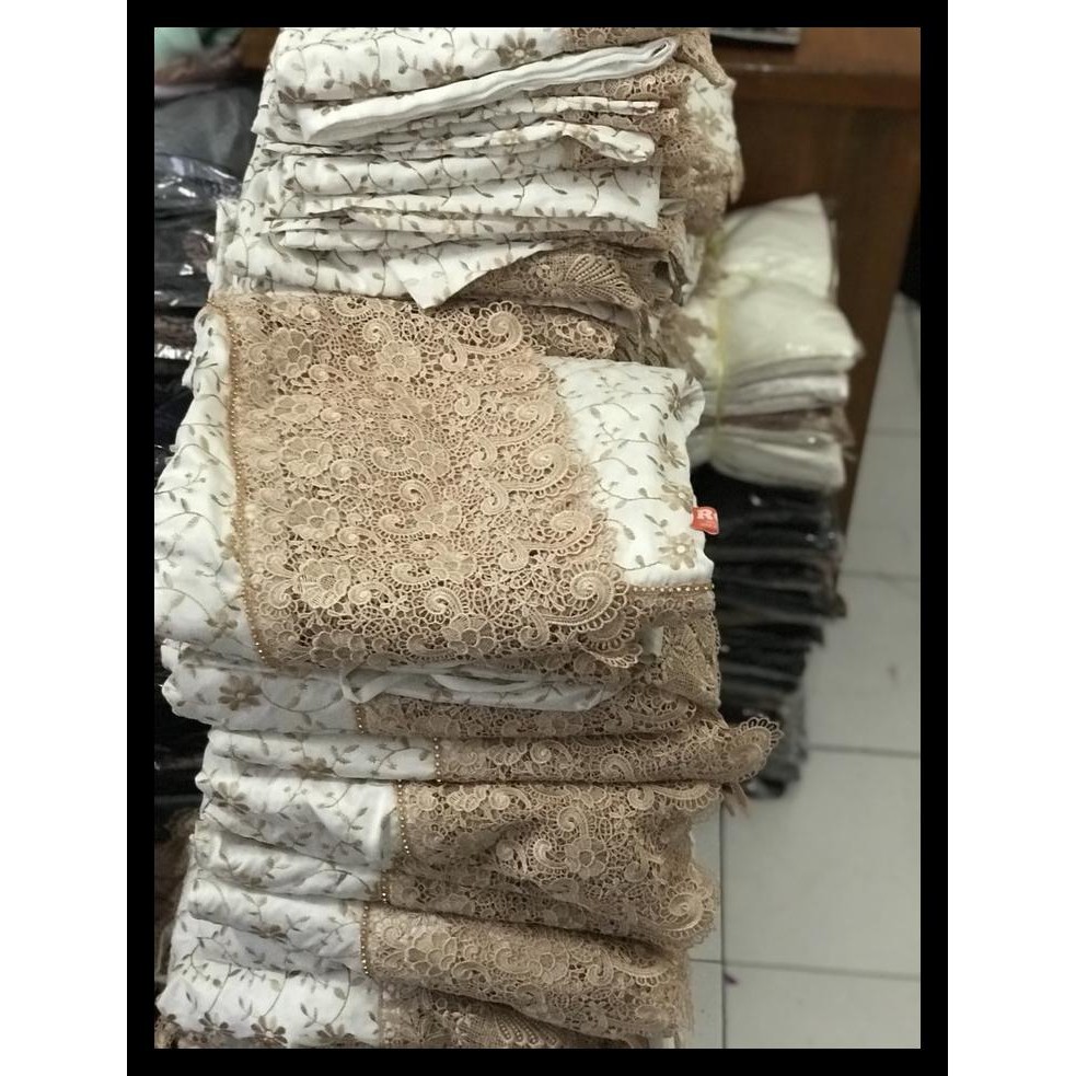 MUKENA SUTRA PRADA RENDA KALUNG PLUS SWAROVSKY WARNA MILO