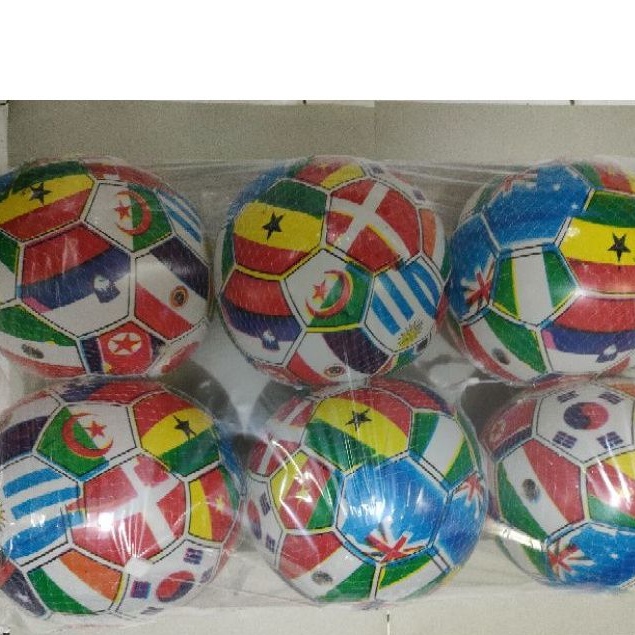 bola karet mainan motif bendera