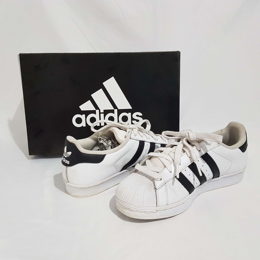 sepatu adidas original bekas