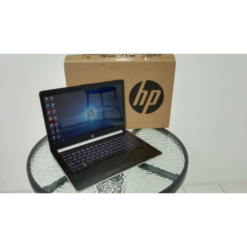 Laptop HP AMD E2-9000 RAM 4 GB HDD 1 TB