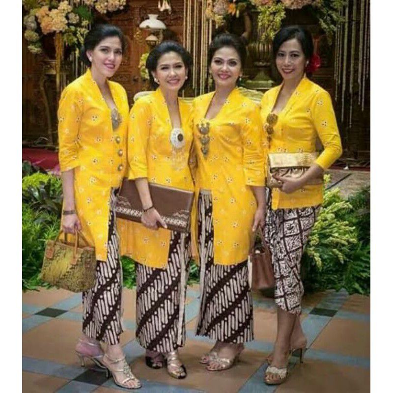 SETELAN KLOK BATIK SOLO JUMPUTAN CENGKEH MARUN