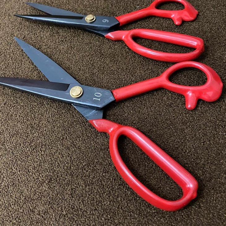 

Terbaik! Gunting Kain Gagang Karet / Gunting taylor / Gunting penjahit gagang karet / gunting tajam
