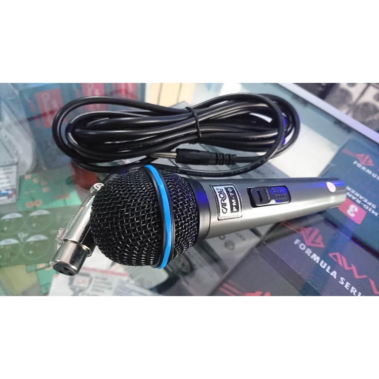 Microphone MIC DYNAMIC Cable KARAOKE PROFESIONAL CAROL PM70