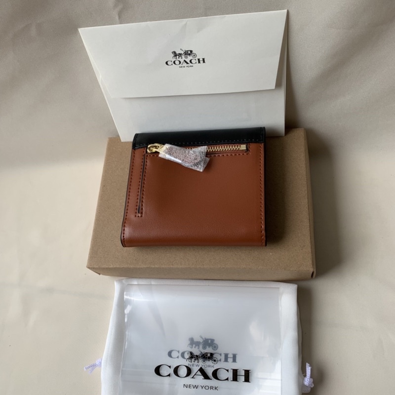 Coach Small Wallet With Brown Black