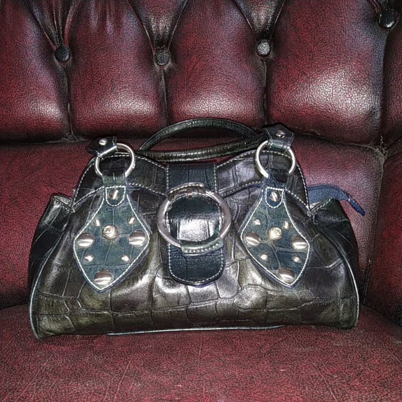 tas Esquire Authentic