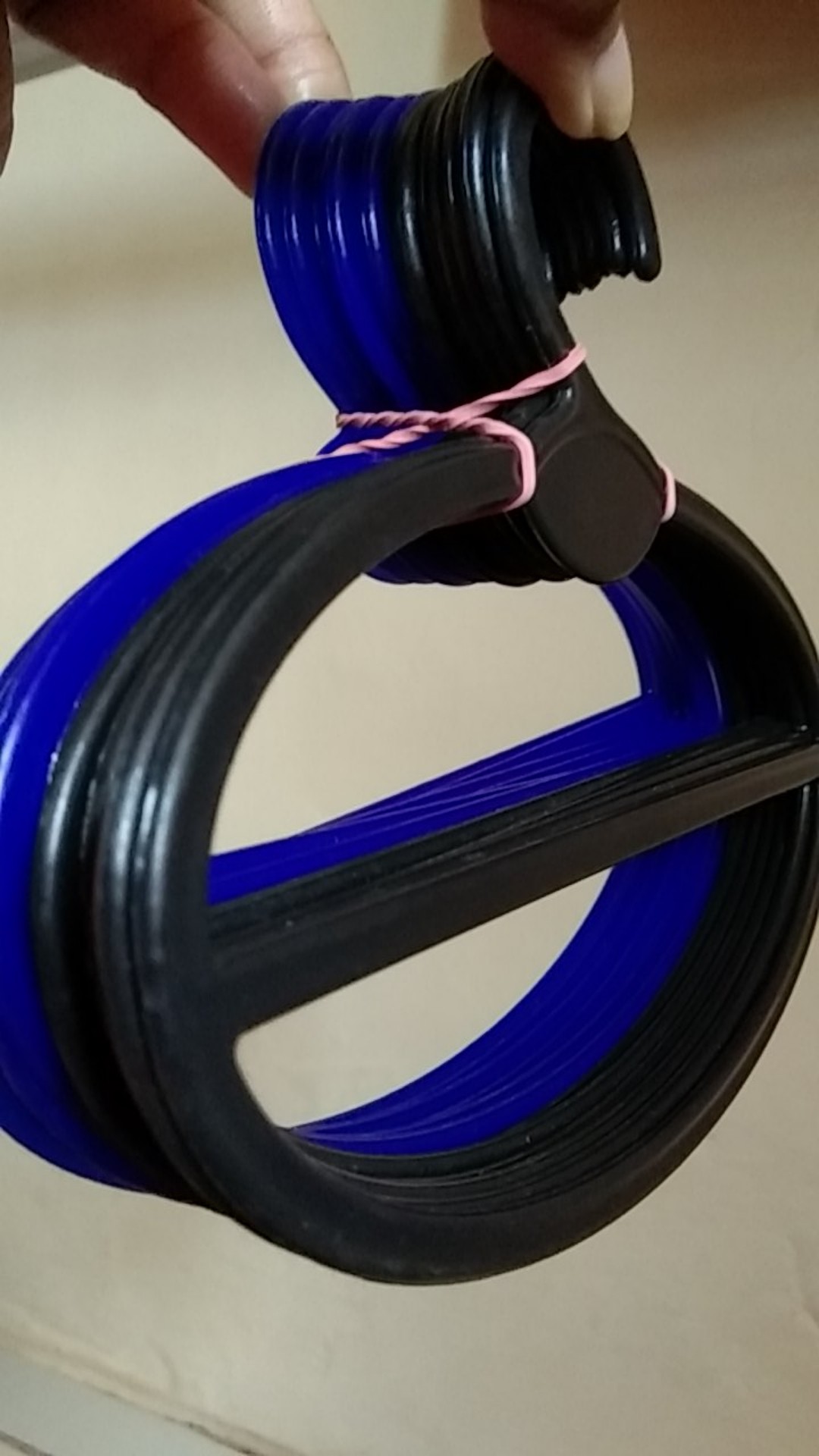 Hanger Oval / Hanger Hijab / Hanger Jilbab / Hanger Kerudung - Ds