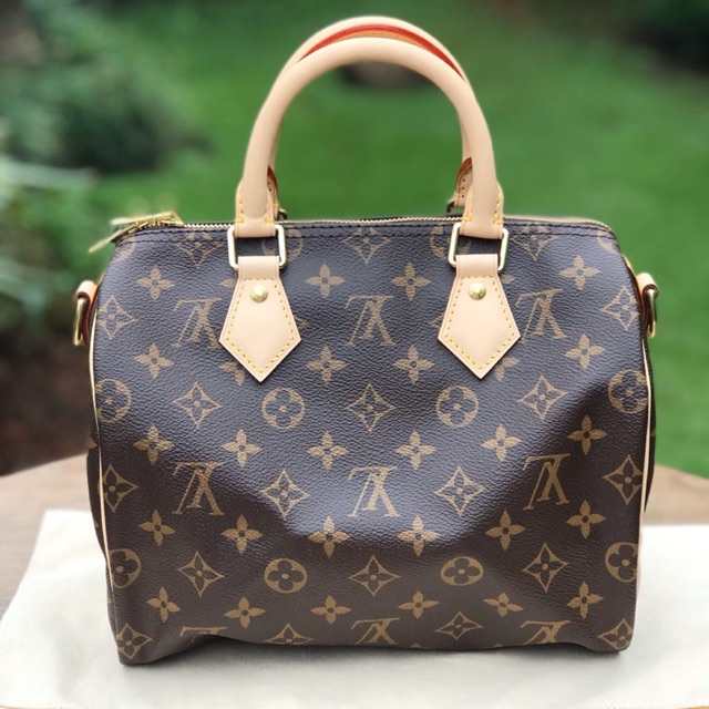 Authentic LV speedy bandouliere 25. Preloved.SOLD