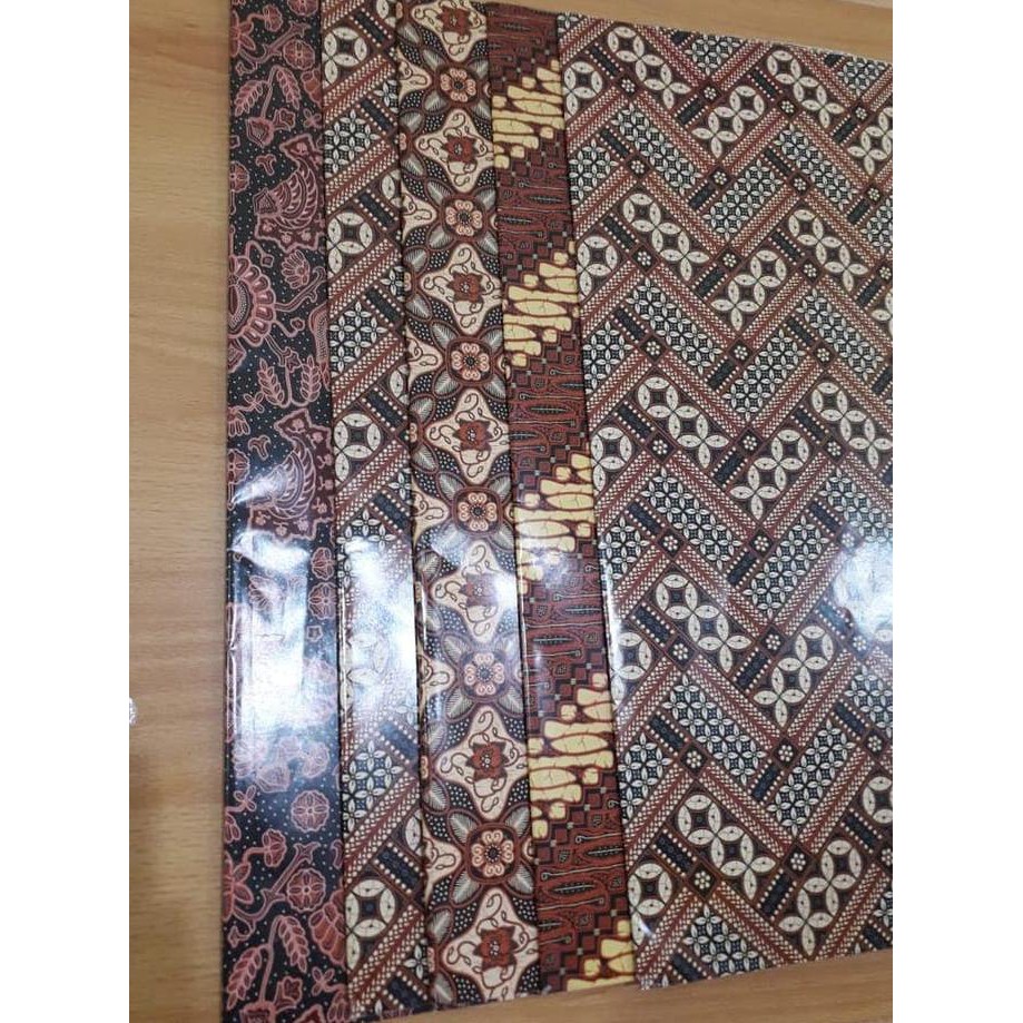 

KIKY KERTAS KADO BATIK - BATIK JAWA EDITION