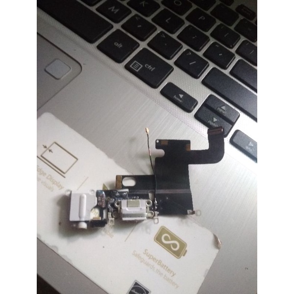 port USB casan iPhone 6G original copotan