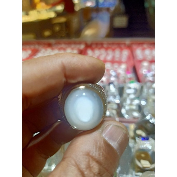 batu cincin widuri bulan