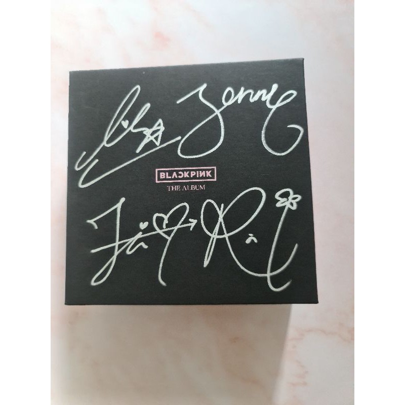 BLACKPINK THE ALBUM " SIGNED "