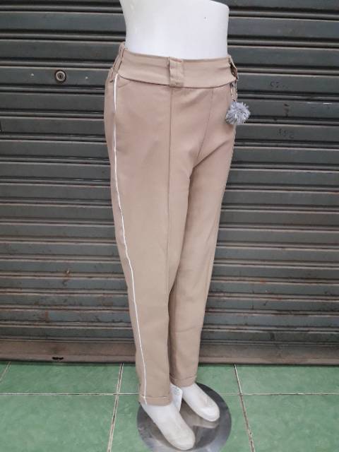 Baggy Pants by VENETTA / Celana Wanita Baggypants fit XL to XXL