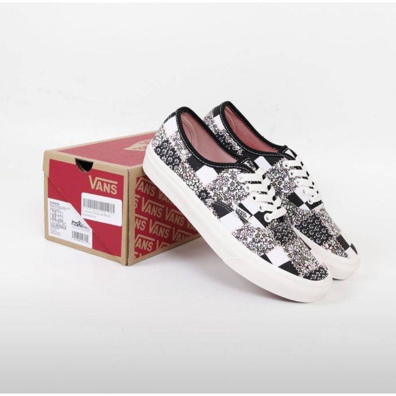 Vans Authentic Patchwork Floral Marshmallow