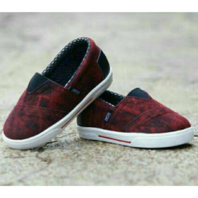 Sepatu Decks Hamada Maroon Wash Sepatu Wanita Casual Original