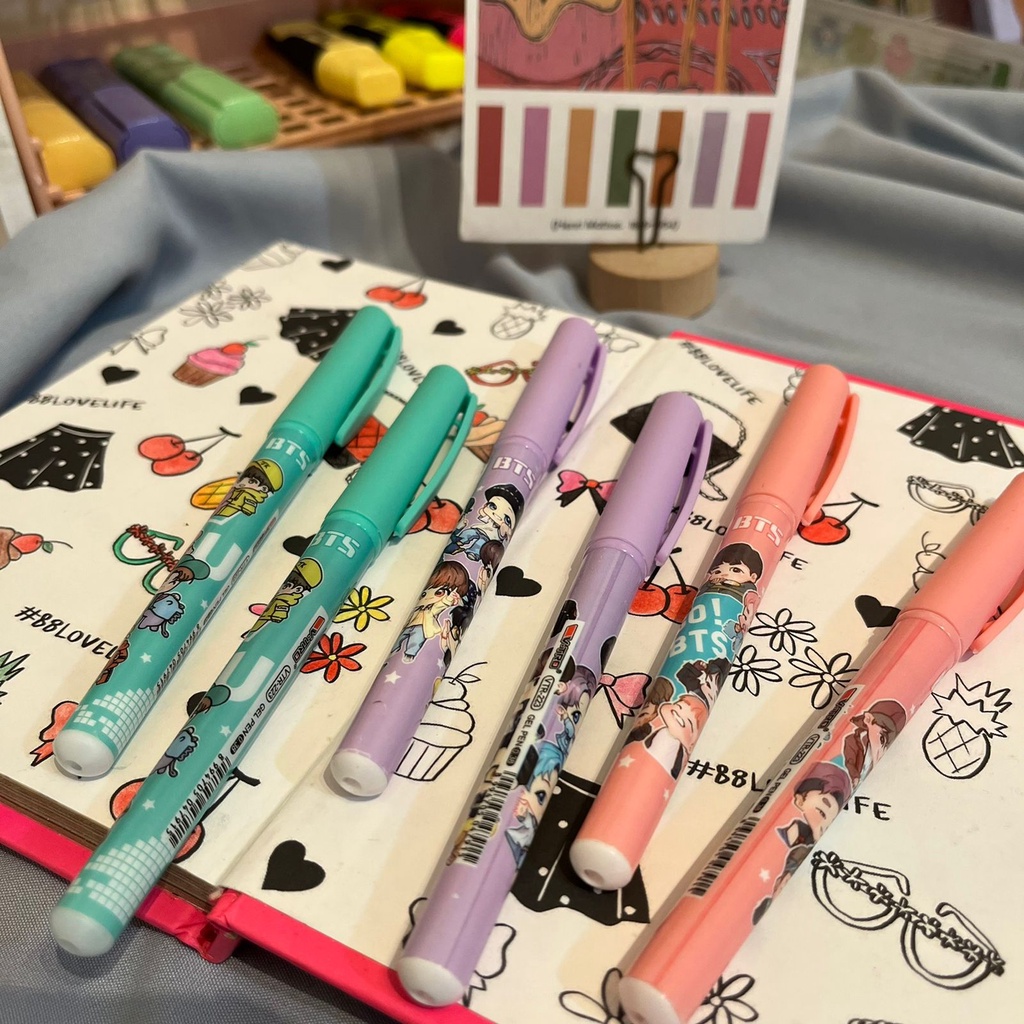 

PULPEN VITRO BT21 BTS BANGTAN KPOP ARMY PENA PEN GEL TINTA MURAH UNIK LUCU READY STOCK GROSIR