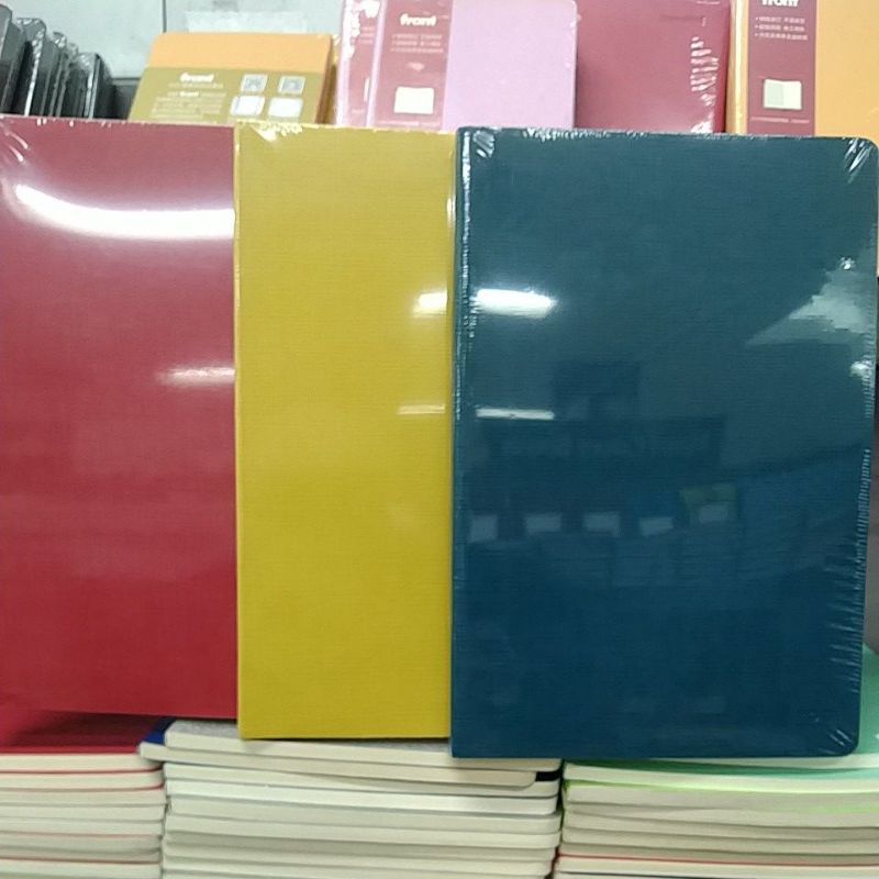 

BUKU FRONT NOTEBOOK DV-69-A502 Red ,yellow,blue