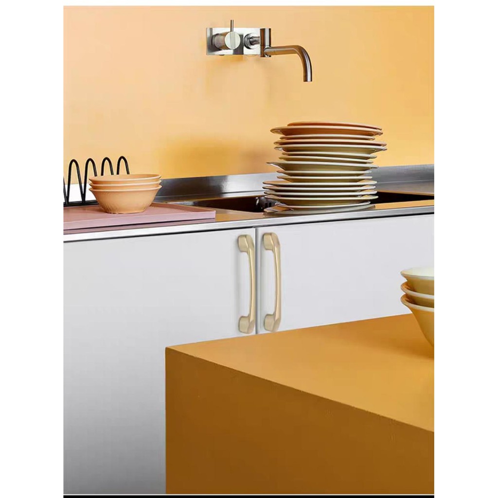 Tarikan Handel Gold / Emas Handle Laci Pintu Lemari Minimalis Gagang Pull Bar Lemari Dapur Kitchen