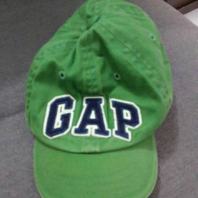 Topi anak hijau gap