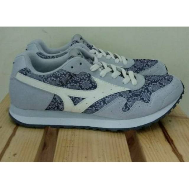 Sepatu Mizuno 1906 Original Running Sneaker