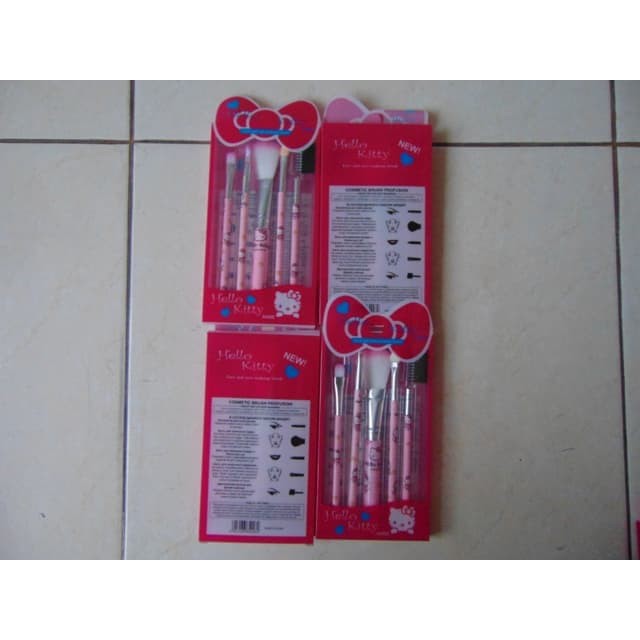 Kuas Make Up Hello Kitty Kemasan 5 Pcs Packing Mika