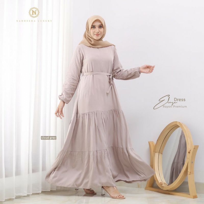 Elise dress by Nadheera Luxury Size L