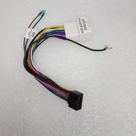 Soket head unit android mobil xpander