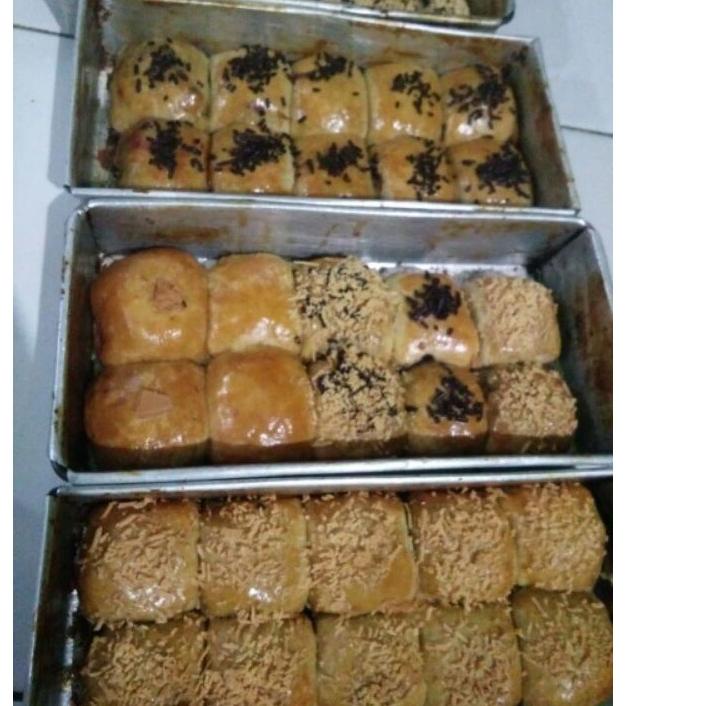 

➳ Jual bolen peuyeum pisang keju dan coklat bandung ネ