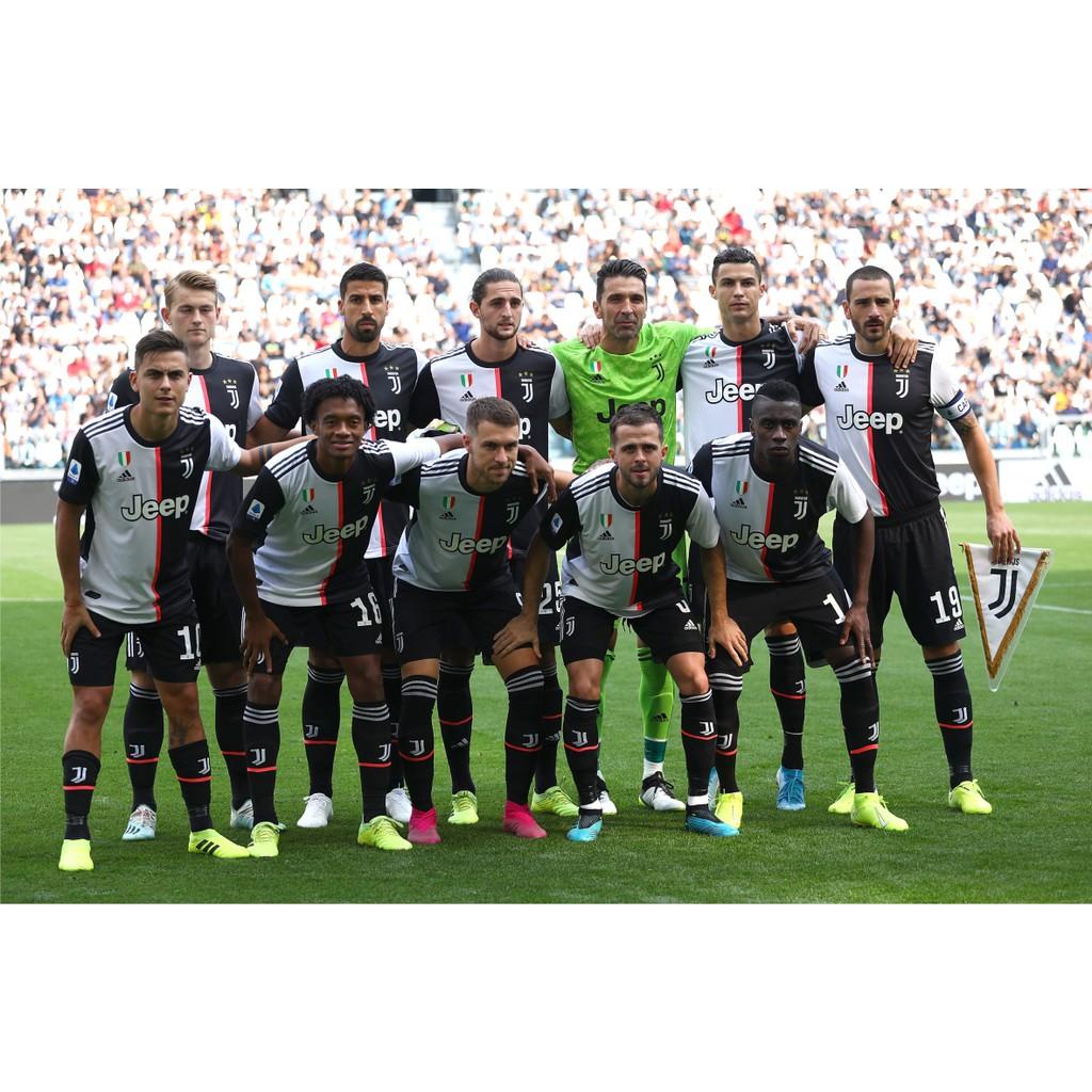 

READY!!!! BISA COD POSTER SUDAH DILAMINASI UKURAN A3+ JUVENTUS TEAM 2020 BAHAN ART PAPER 310GR TAJAM,TIDAK PECAH,AWET DIGITAL