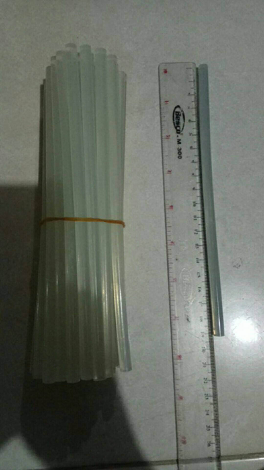 Isi Lem Tembak Kecil Lem Bakar Glue Gun Refill Stick 0.7cm X 20cm