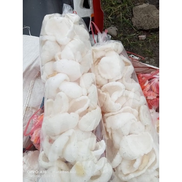 

krupuk pasir rasa bawang / krupuk upil