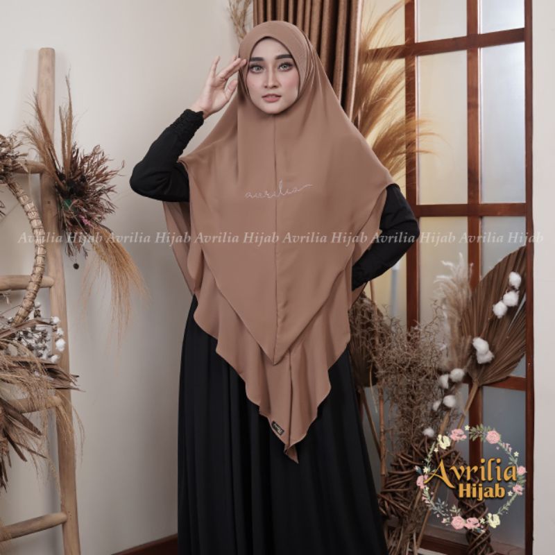 KHIMAR ALENA ORI AVRILIA