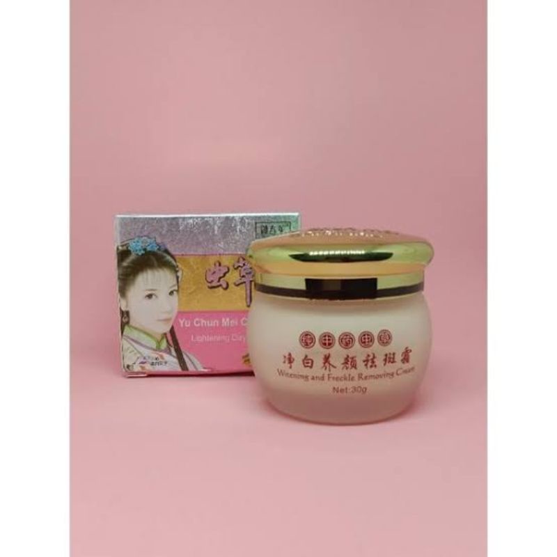 Yu Chun Mei Codyceps Lightening Day Cream 30 g