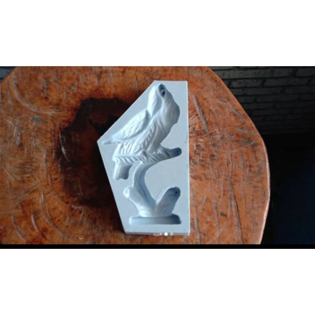 Cetakan Piala Burung LoveBird